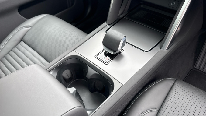 Land Rover Discovery Sport 1.5 P270e Metropolitan 5dr Auto [5 Seat] [NI] Station Wagon - Image 13